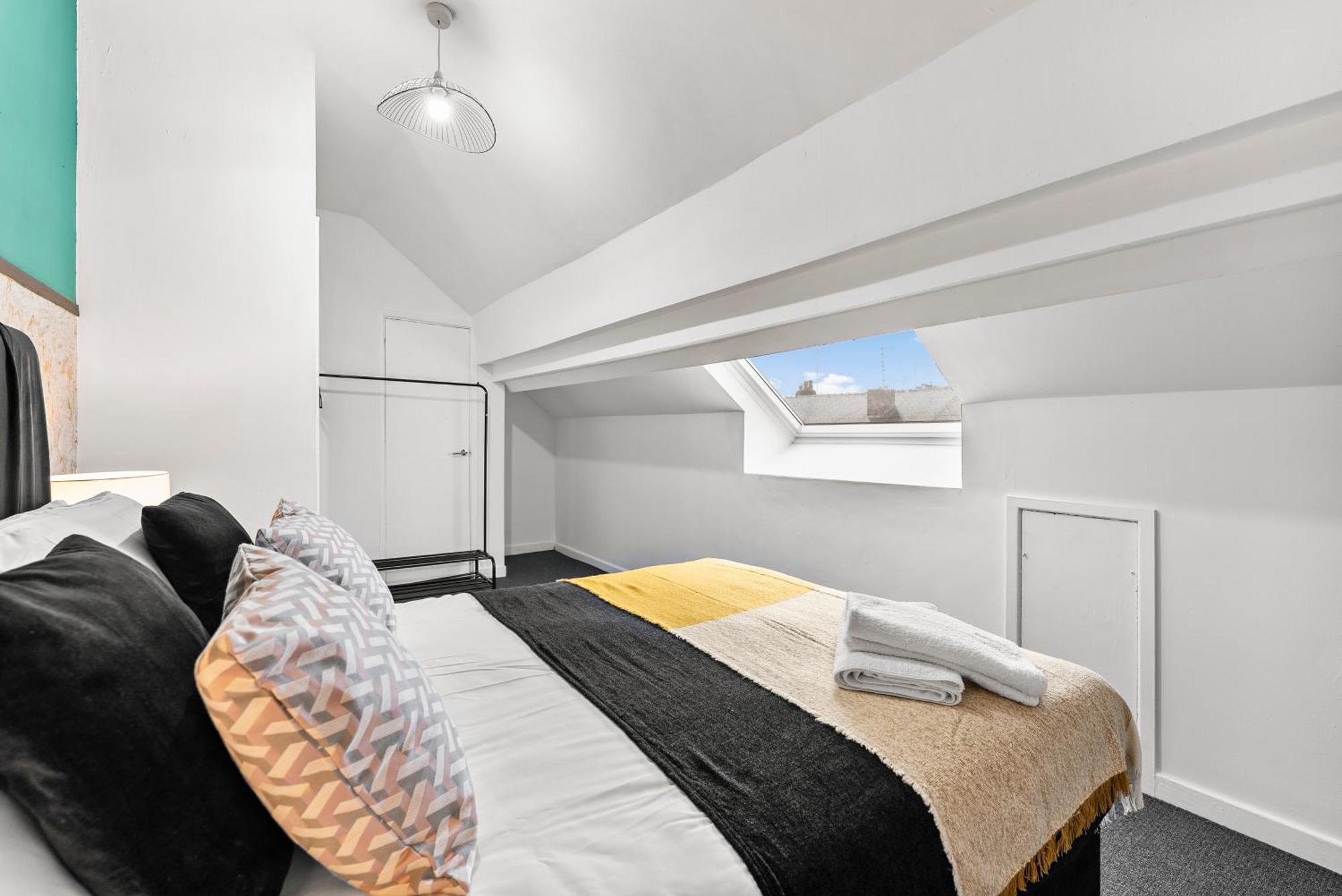 20 Percent Off! Stylish Sheffield Abode Sleeps 12 아파트 외부 사진